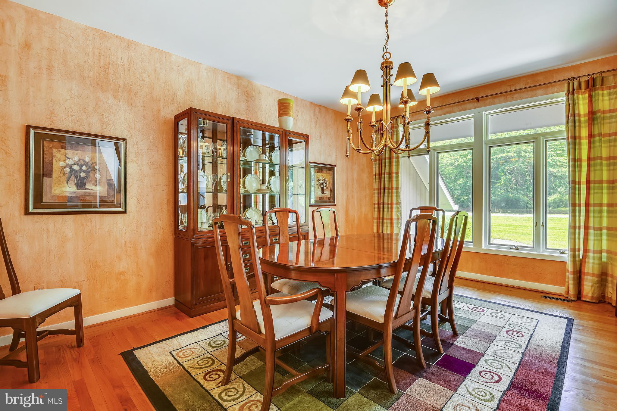 1623 Wyatts Ridge Road Crownsville, MD 21032 - Photo 7 of 45 MAIN LEVEL FORMAL DINNING ROOM