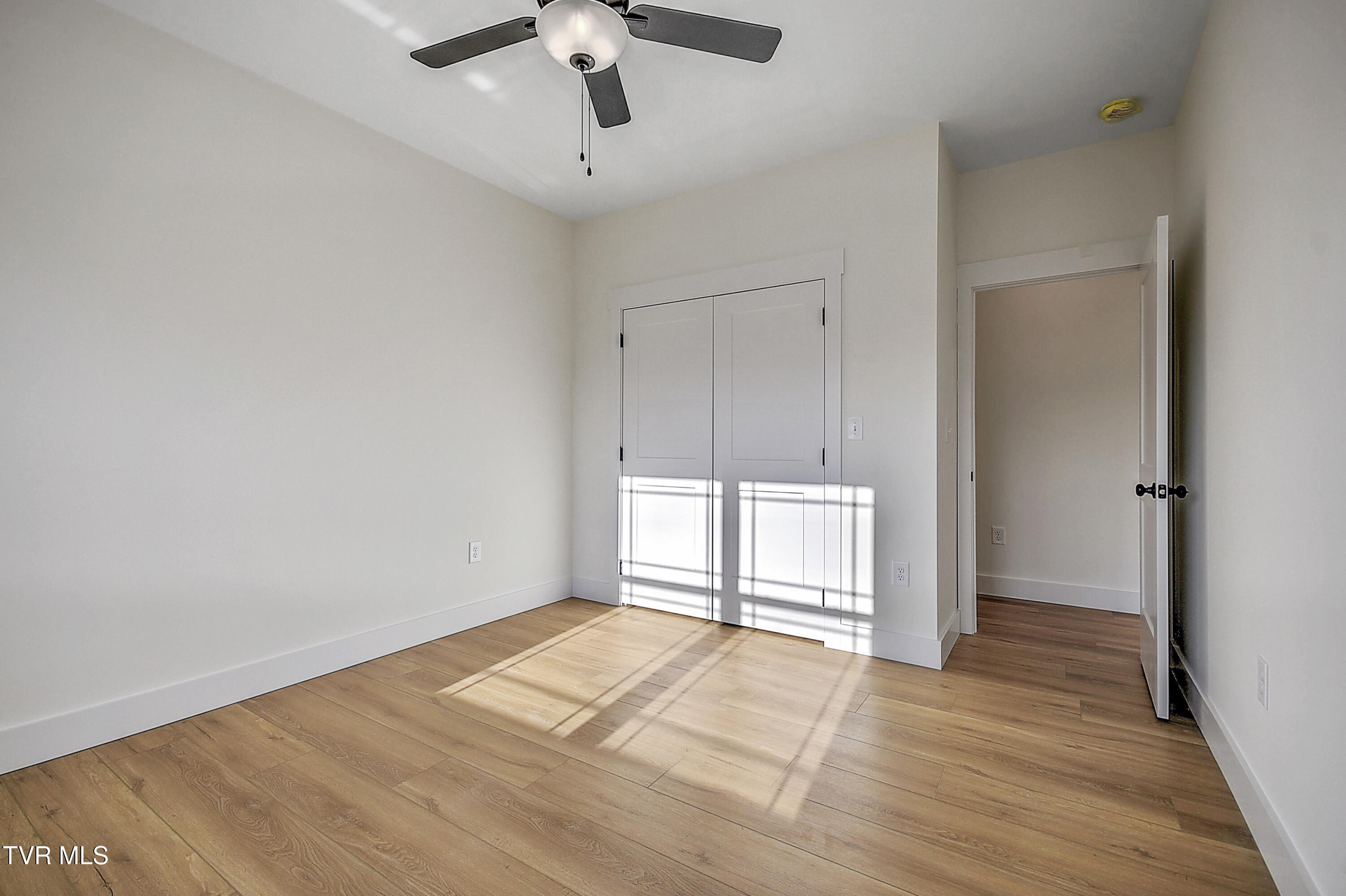 437 Kilkenny Road Kingsport, TN 37664 - Photo 33 of 57 437 Kilkenny GUnit_-37