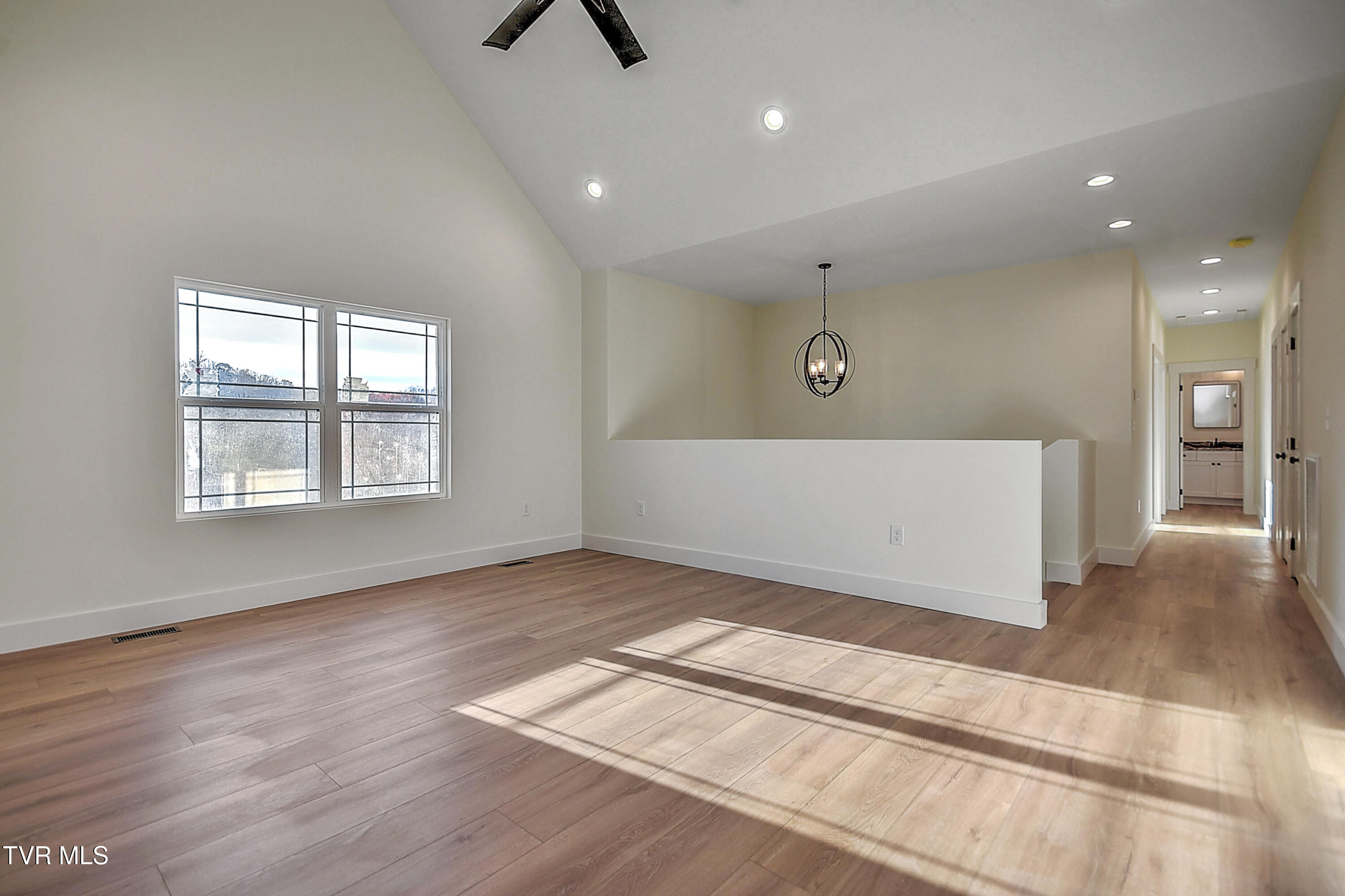 437 Kilkenny Road Kingsport, TN 37664 - Photo 7 of 57 437 Kilkenny GUnit_-11