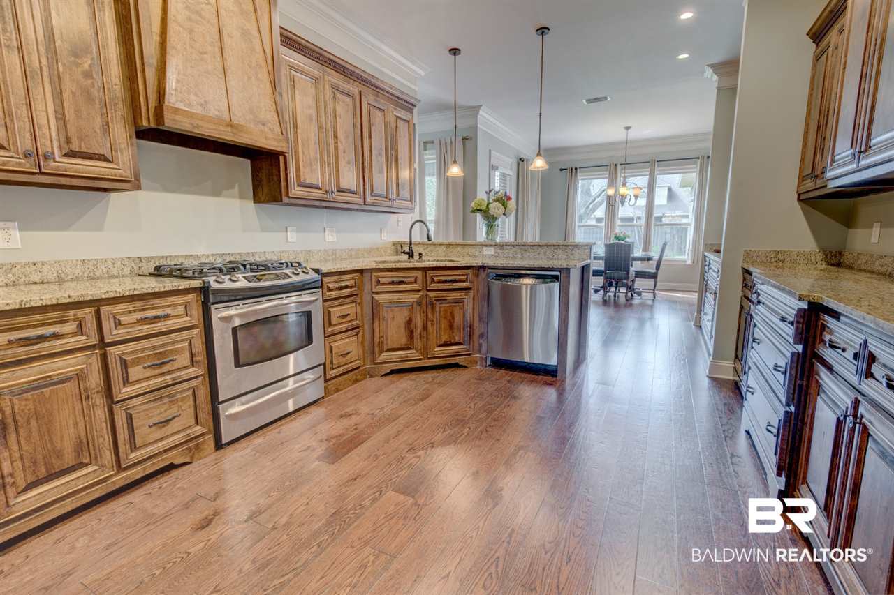 803 Darrah Street Fairhope, AL 36532 - Photo 4 of 29