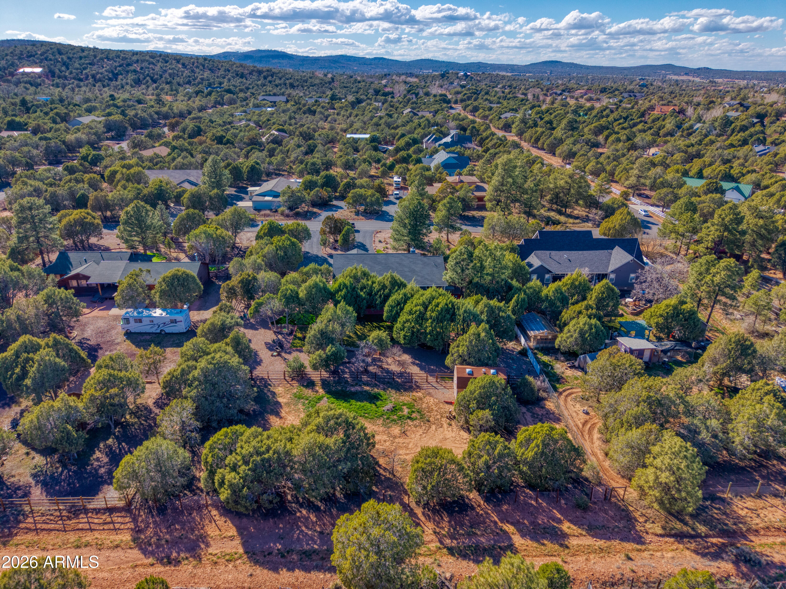925 Wild Horse Road Show Low, AZ 85901 - Photo 2 of 40 a view of a city with mountains in the background