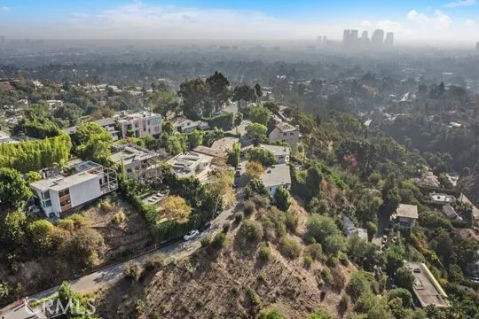 1417 Claridge Drive Porter Ranch, CA 91326 - Photo 5 of 9