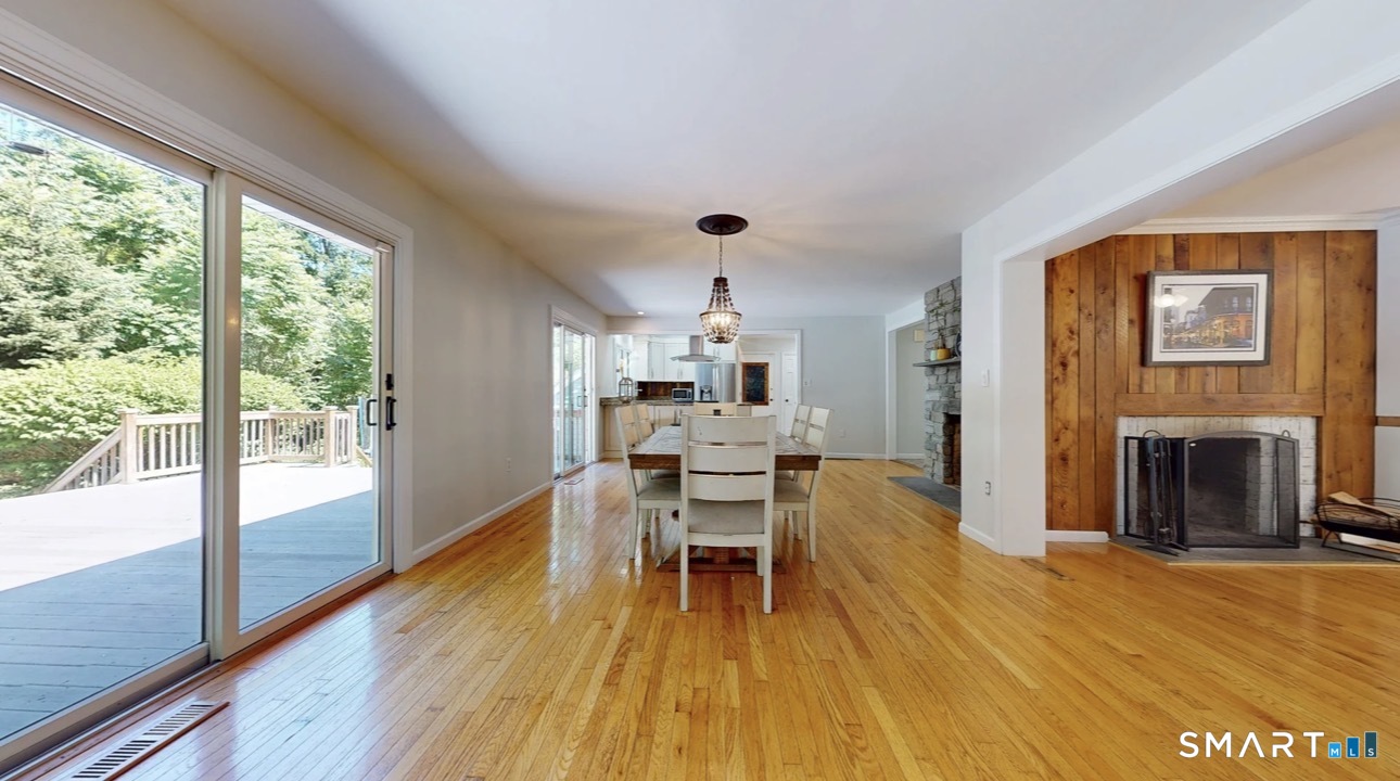 285 Wooding Hill Road Bethany, CT 06524 - Photo 8 of 33