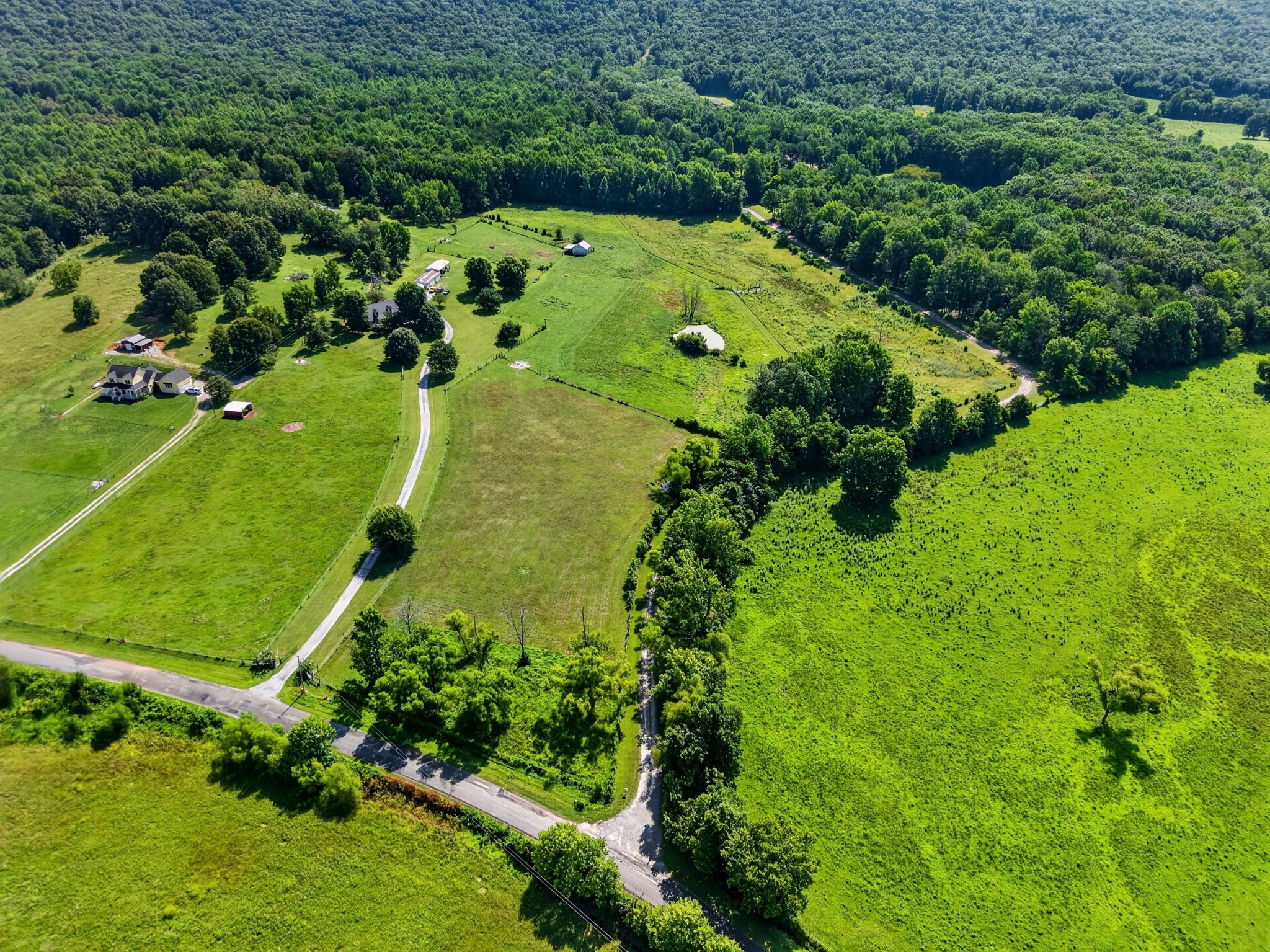 1377 Chestnut Grove Road Morrison, TN 37357 - Photo 16 of 67