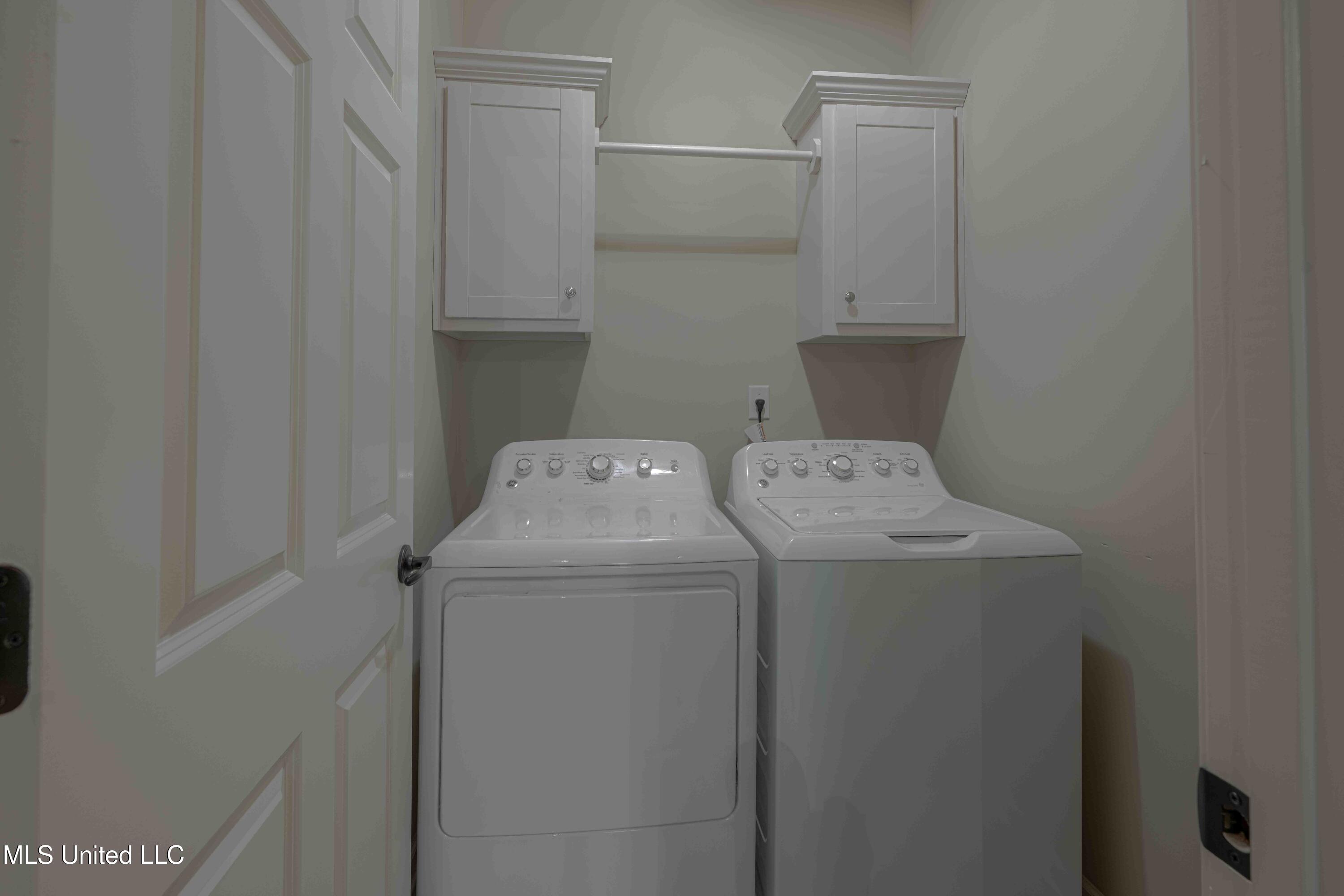 3318 Jade Lane Southaven, MS 38672 - Photo 26 of 30 Laundry room-1