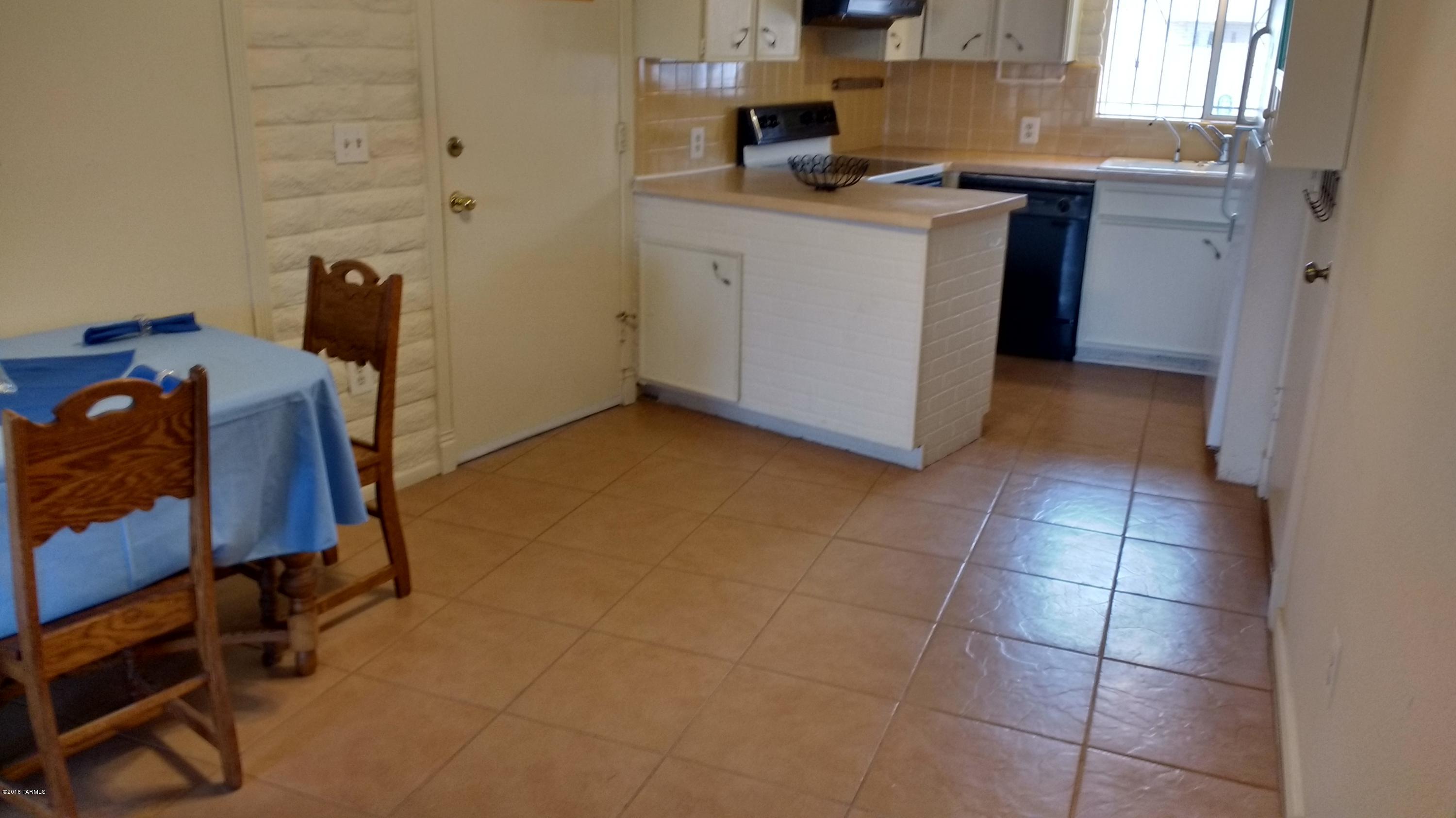 8721 East Ridge Terrace Tucson, AZ 85710 - Photo 5 of 27 Gallery Image 5