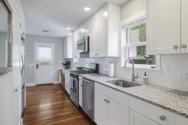$999,000 | 810 Ethel Street, Austin, TX 78704