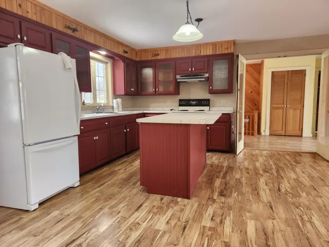 $259,000 | 562 Veterans Highway, Brooks, ME 04921