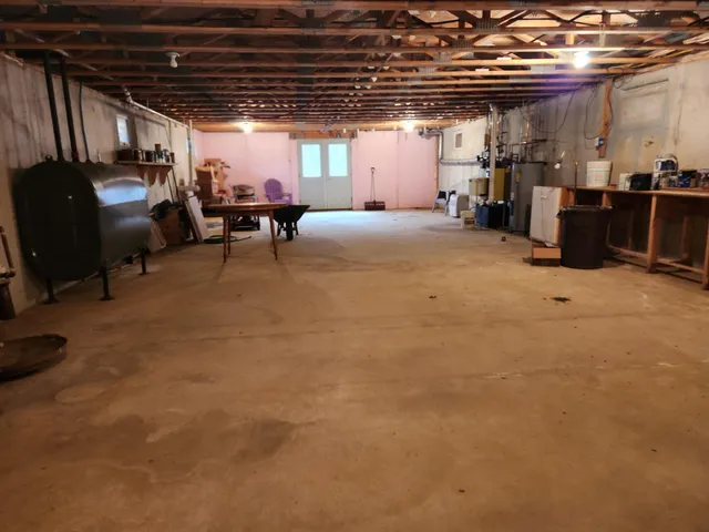 $259,000 | 562 Veterans Highway, Brooks, ME 04921