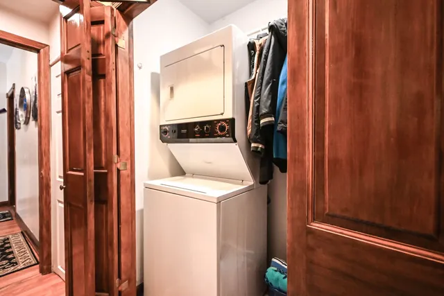 $399,900 | 2350 North Lewis Avenue, Waukegan, IL 60087