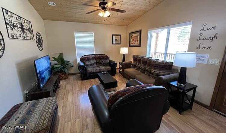95 Rohrer Road Greer, AZ 85927 - Photo 9 of 17 LIVING RM 1