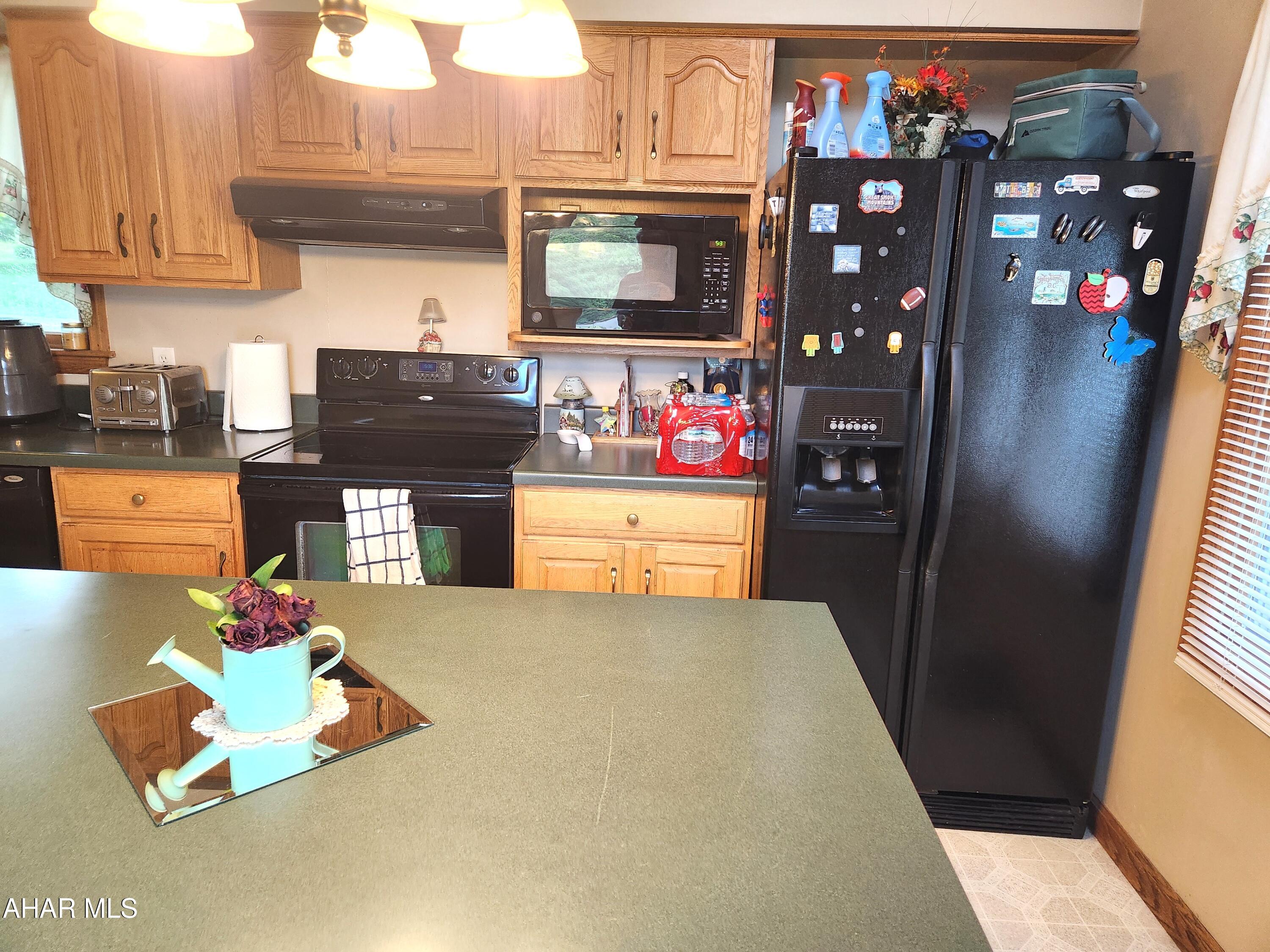 4730 Cortland Road New Paris, PA 15554 - Photo 4 of 44