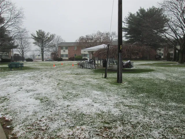 $239,999 | 2435 Union Boulevard, Unit 7B, Islip, NY 11751