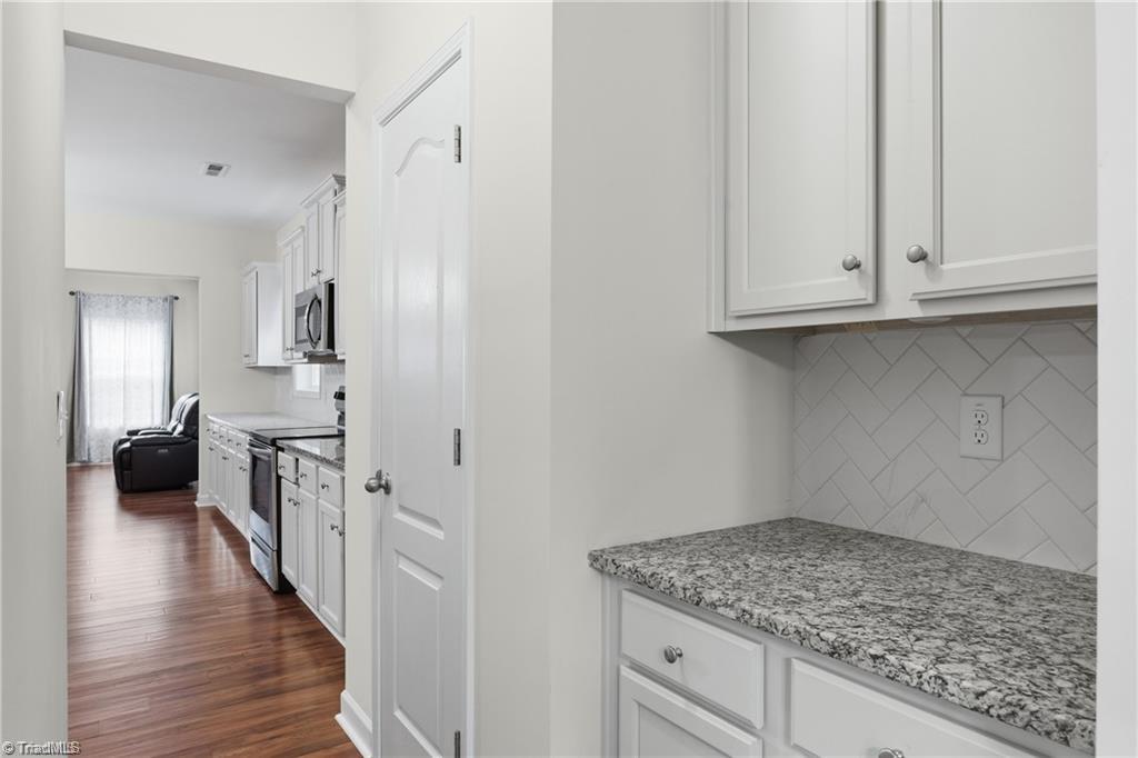 4534 Jasper Ridge Drive Clemmons, NC 27012 - Photo 12 of 41