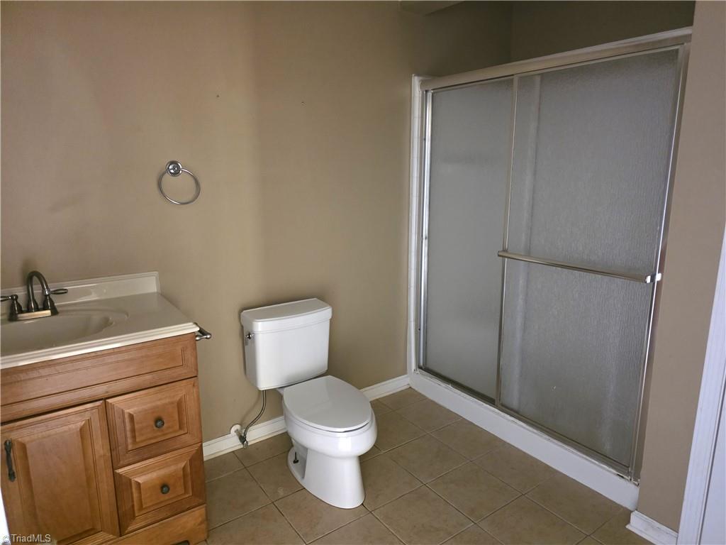 1701 Greenhill Road Mount Airy, NC 27030 - Photo 9 of 38 Gallery Image 9