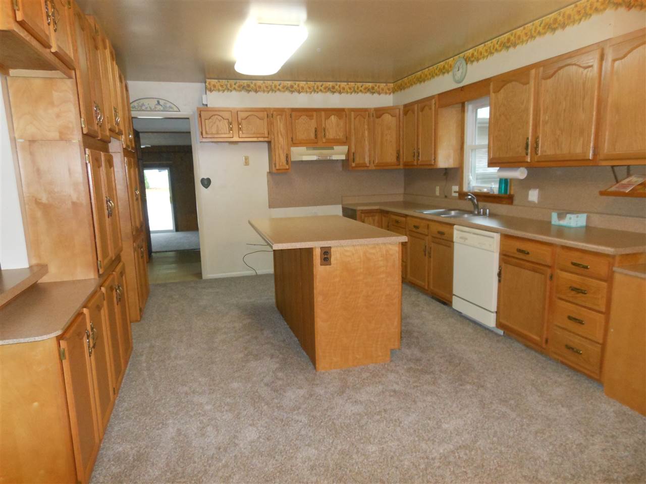 4435 West Saginaw Road Vassar, MI 48768 - Photo 2 of 23 31399211-1.JPG