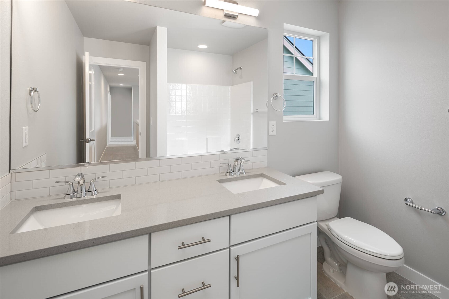 592 Southwest 97th Street, Unit 2 Seattle, WA 98106 - Photo 28 of 36