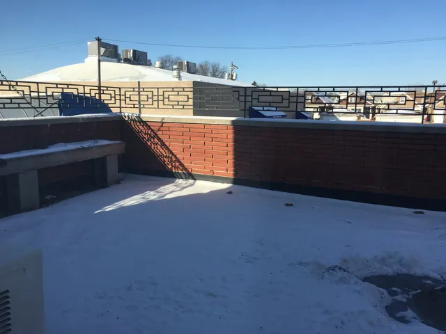 $487,675 | 6037 West Belmont Avenue, Chicago, IL 60634