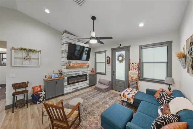 $1,600,000 | 9550 County Road 614A, Bushnell, FL 33513