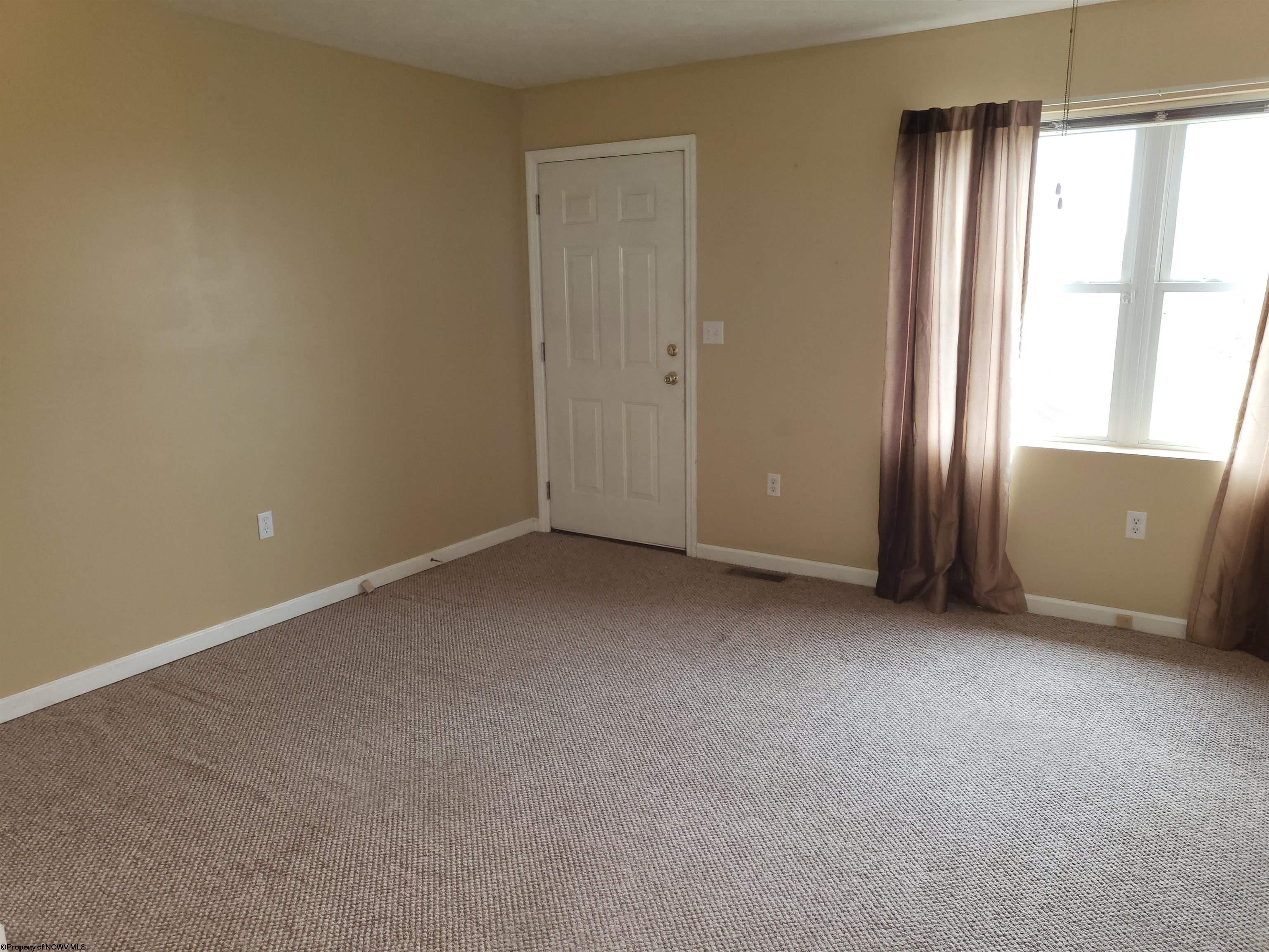 71 Old Chimney Road Buckhannon, WV 26201 - Photo 4 of 20 Gallery Image 4