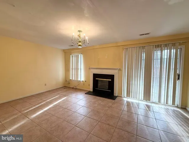 $2,700 | 501 Stafford Glen Court, Stafford, VA 22554