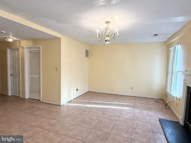 $2,700 | 501 Stafford Glen Court, Stafford, VA 22554