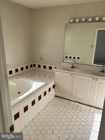 $2,700 | 501 Stafford Glen Court, Stafford, VA 22554