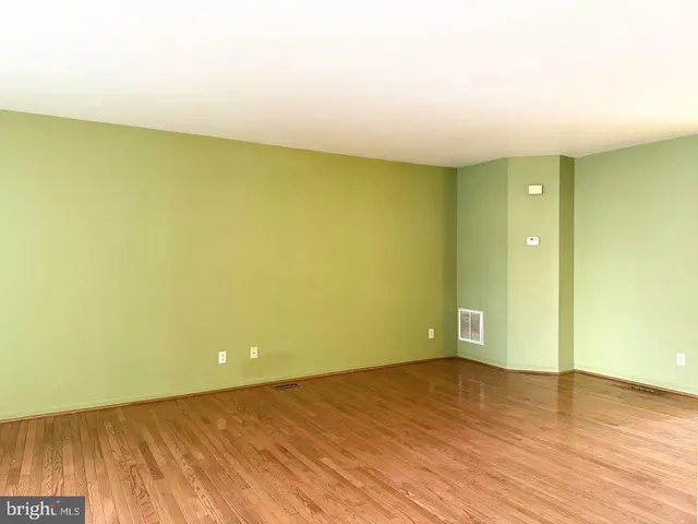 $2,700 | 501 Stafford Glen Court, Stafford, VA 22554