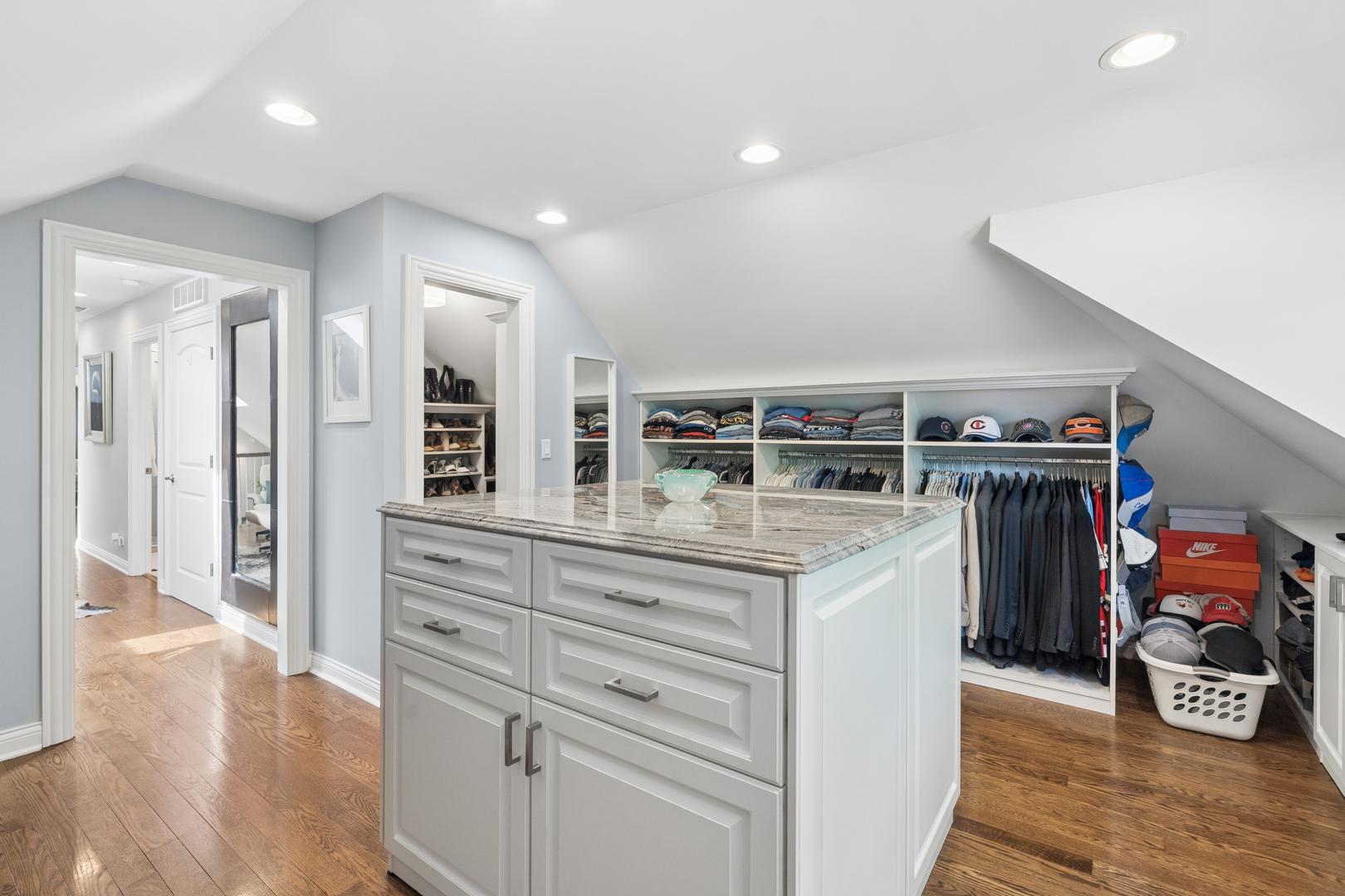 5305 West Addison Street Chicago, IL 60641 - Photo 20 of 41