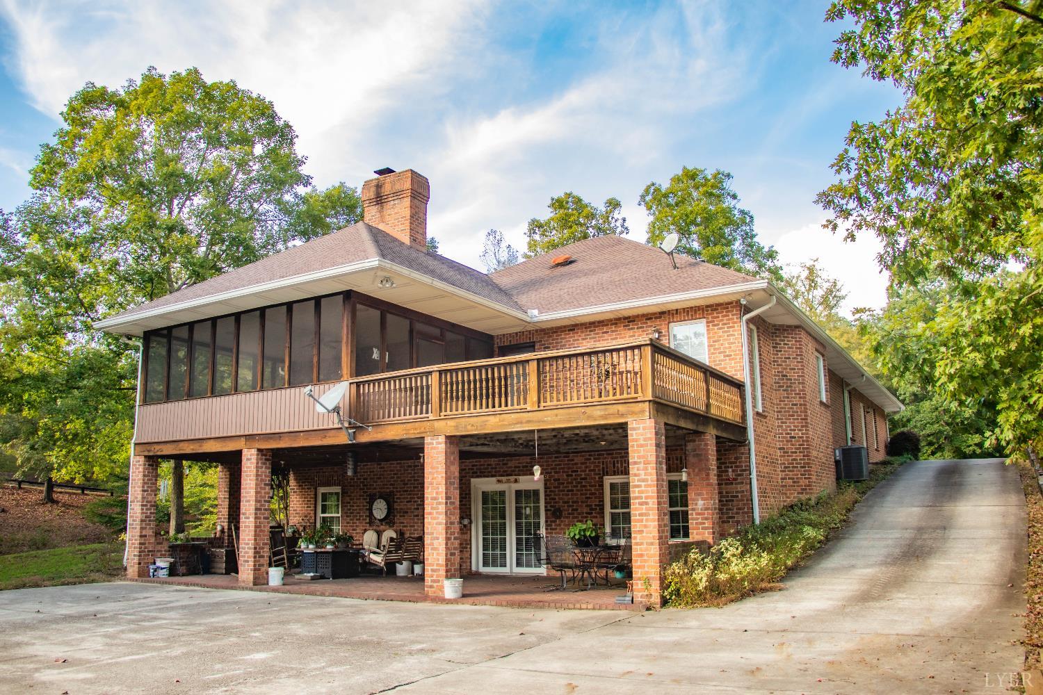 224 Walnut Road Danville, VA 24541 - Photo 48 of 54 a front view of a house