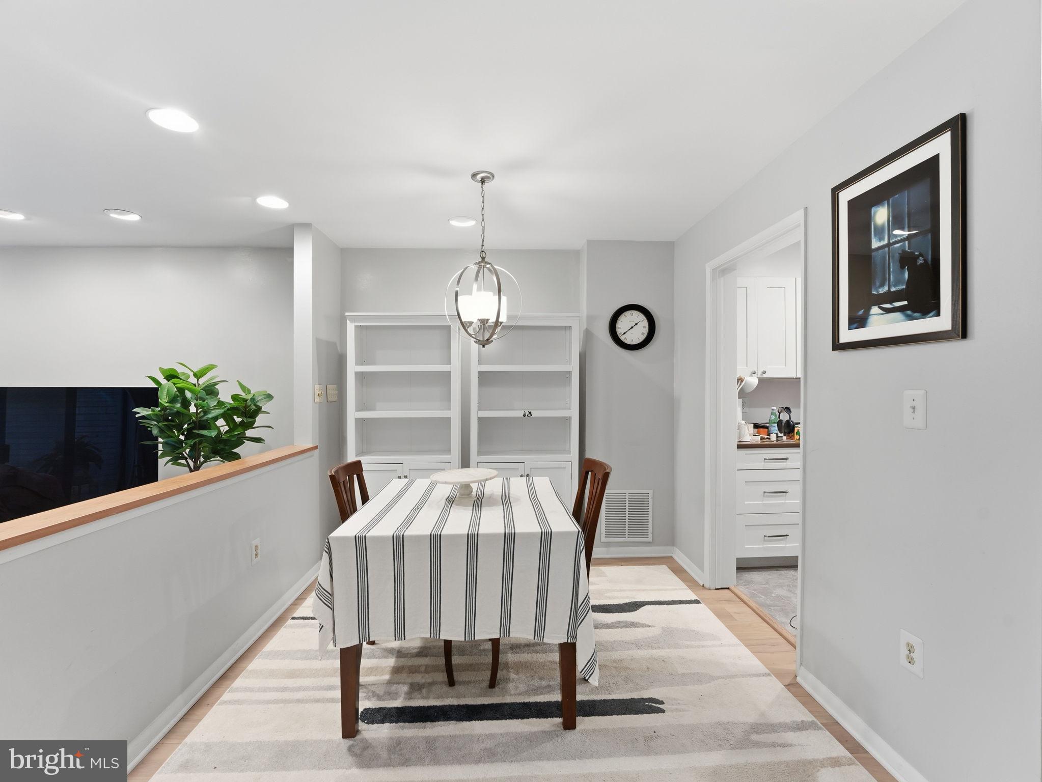 11128 Boathouse Court, Unit 87 Reston, VA 20191 - Photo 9 of 27 Gallery Image 9