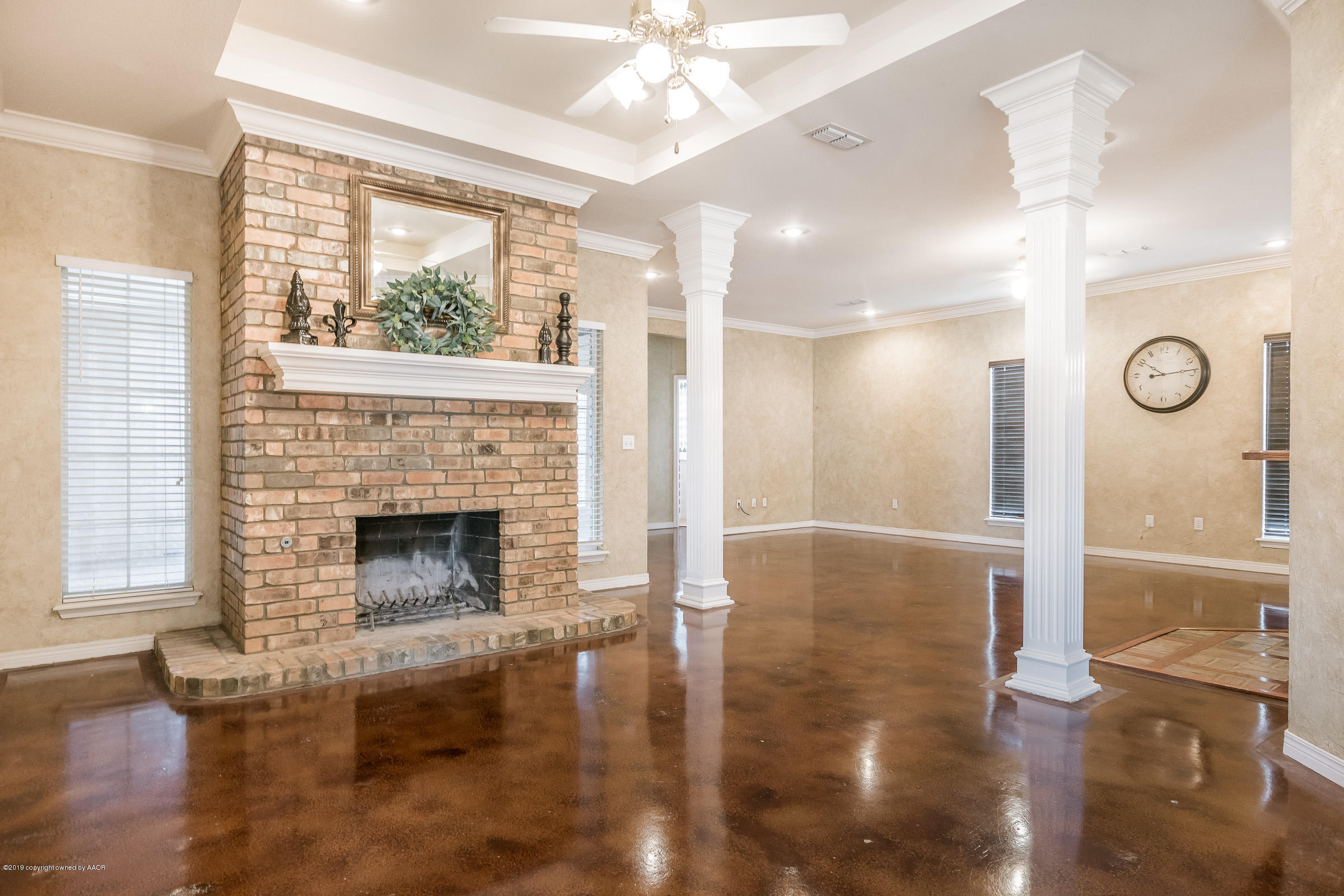 7415 Bayswater Road Amarillo, TX 79119 - Photo 5 of 31 Living Room