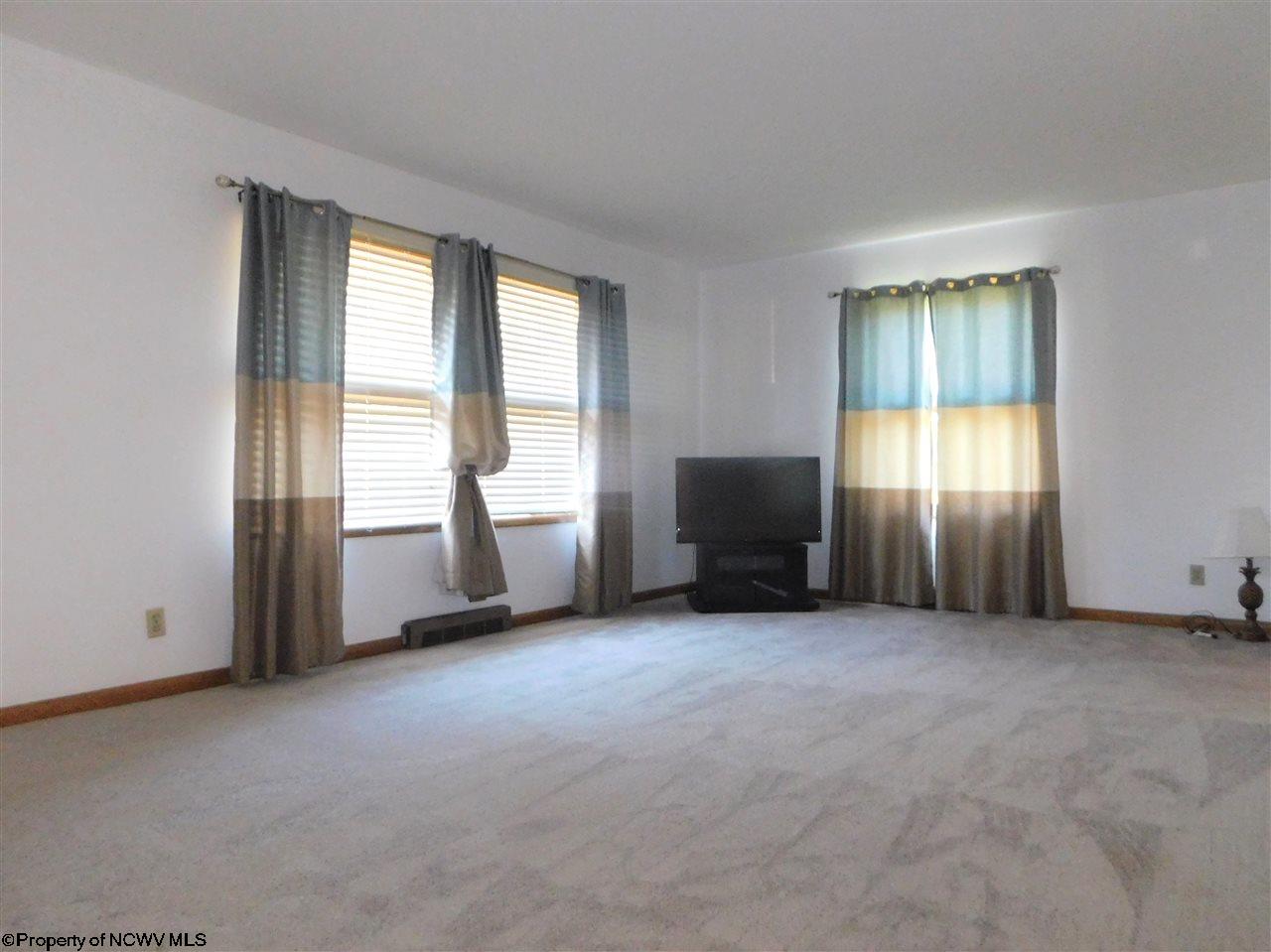 506 Country Club Road Fairmont, WV 26554 - Photo 13 of 26 Gallery Image 13