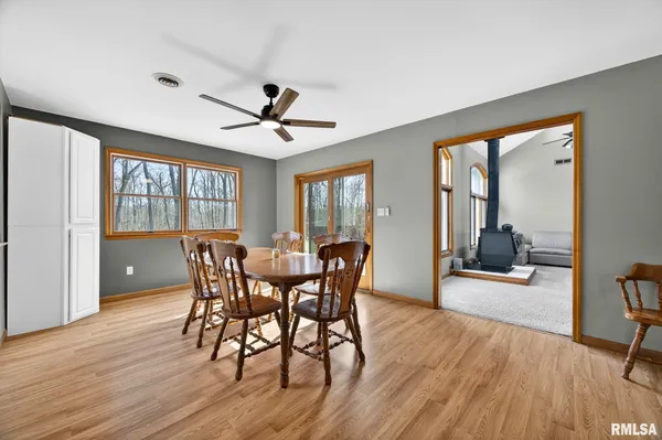 $275,000 | 568 Knox Highway 26, Galesburg, IL 61401