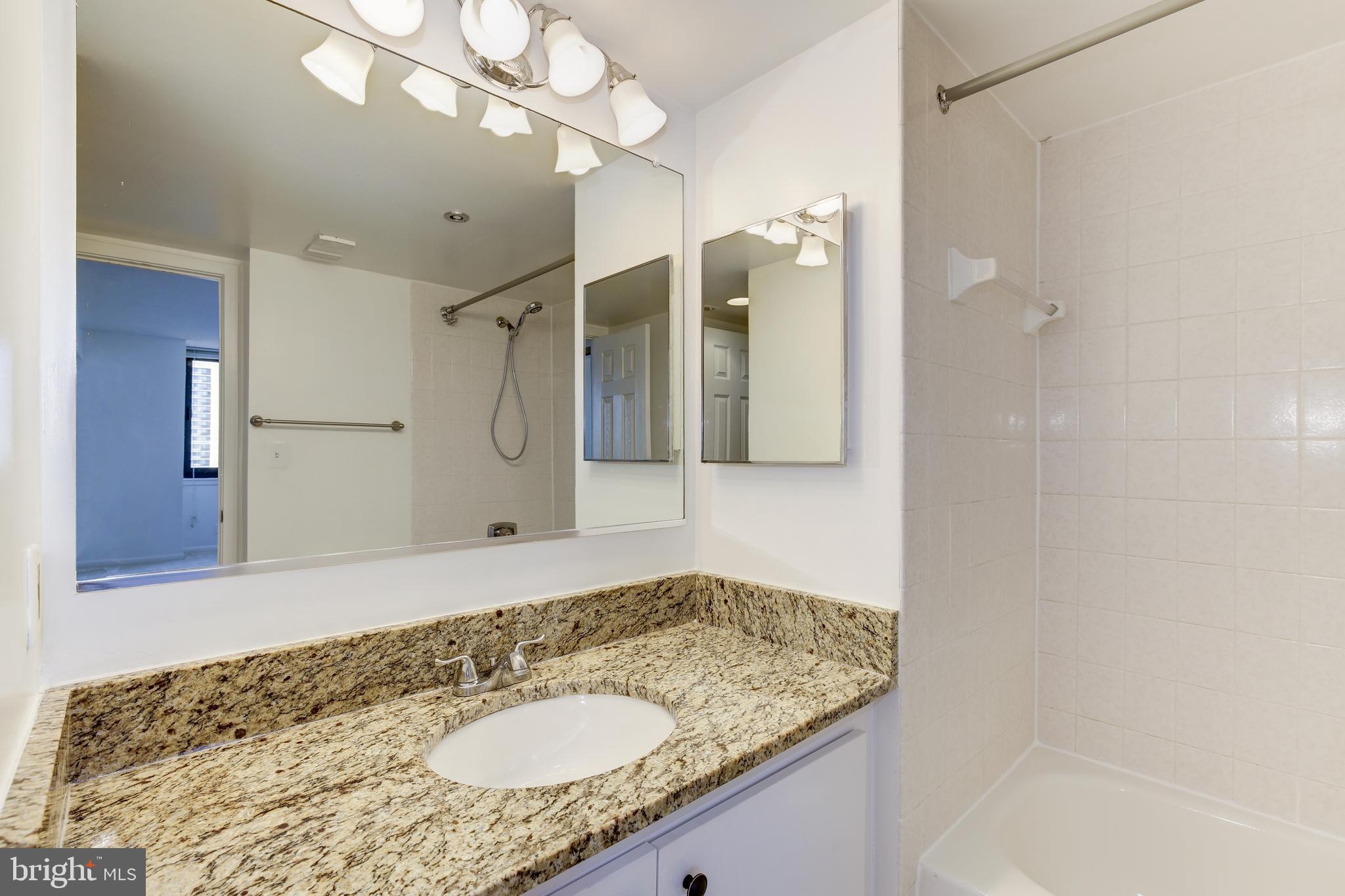 5505 Seminary Road, Unit 1513N Falls Church, VA 22041 - Photo 18 of 28 Gallery Image 18