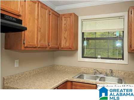 2506 Simpson Street Anniston, AL 36201 - Photo 7 of 25