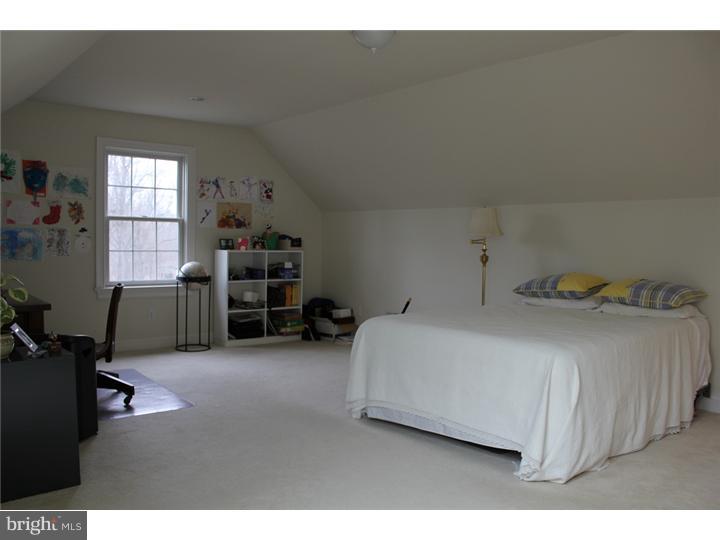 429 Mattrissa Ridge Media, PA 19063 - Photo 21 of 25 Family Room
