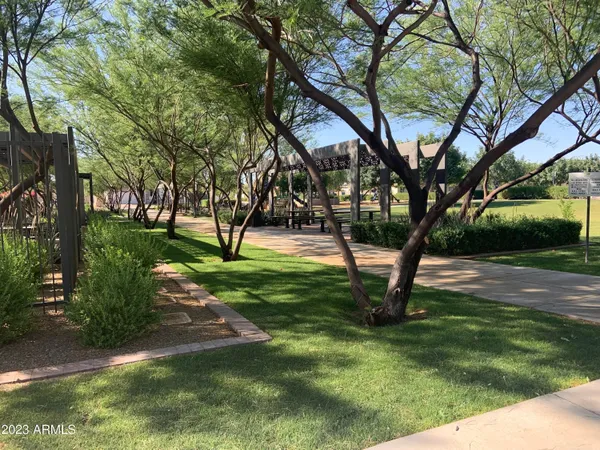 $2,700 | 2029 West Kinfield Trail, Phoenix, AZ 85085