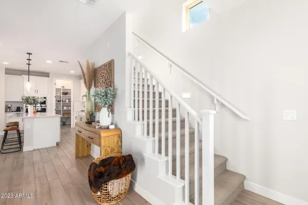 $2,700 | 2029 West Kinfield Trail, Phoenix, AZ 85085
