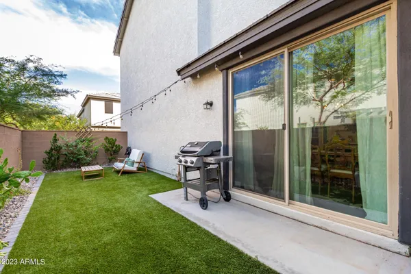 $2,700 | 2029 West Kinfield Trail, Phoenix, AZ 85085