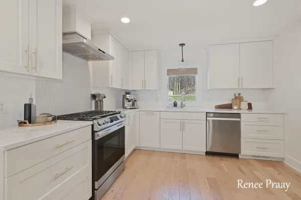 $529,900 | 8619 Fulton Street East, Ada, MI 49301