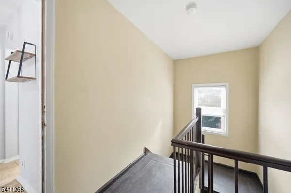 $1,900 | 349 Bloomfield Avenue, Unit 18, Verona, NJ 07044