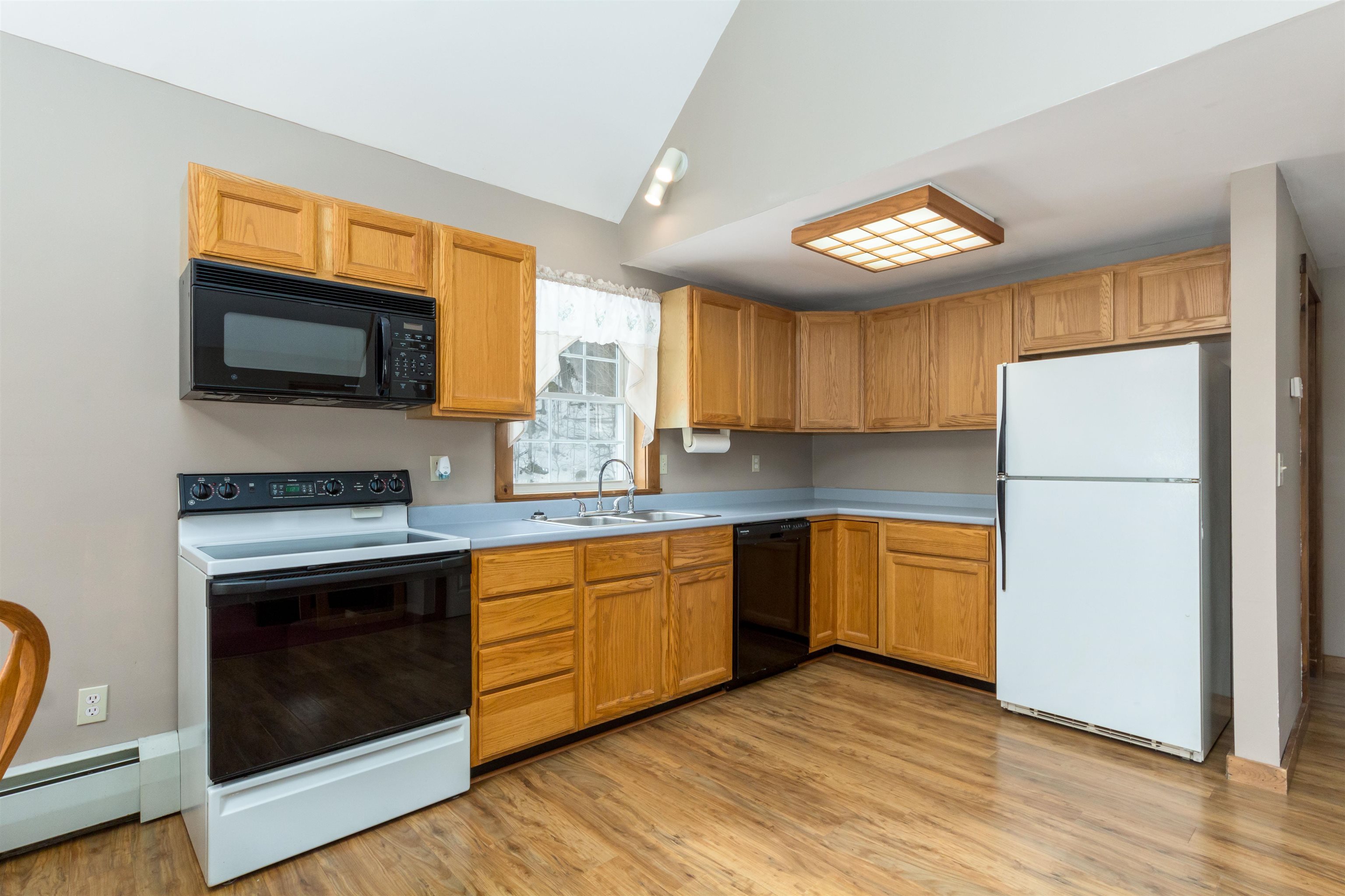 2925 Birch Hill Road Brandon, VT 05733 - Photo 8 of 29