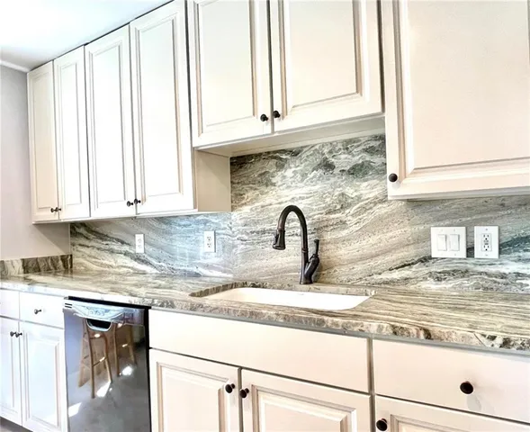 a close view of sink and tap