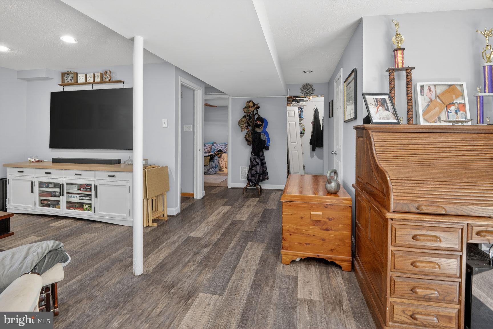 847 Streaker Road Sykesville, MD 21784 - Photo 32 of 41 Lower level w/bedroom, full bthrm, rec rm, laundry