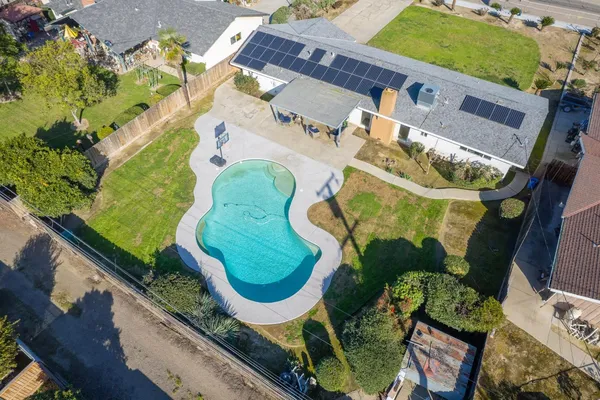 $555,000 | 2511 18th Avenue, Kingsburg, CA 93631