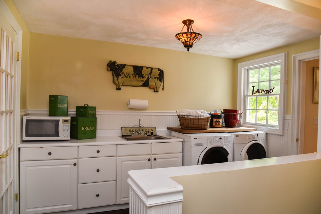 18 Saunders Road Lynnfield, MA 01940 - Photo 17 of 30 Gallery Image 17