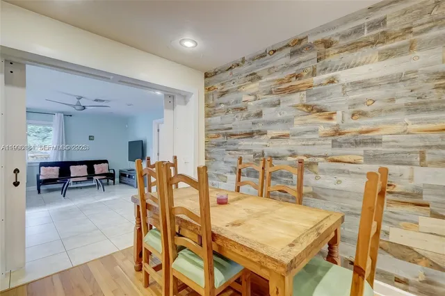 $4,400 | 1637 Cleveland Street, Unit 1637, Hollywood, FL 33020