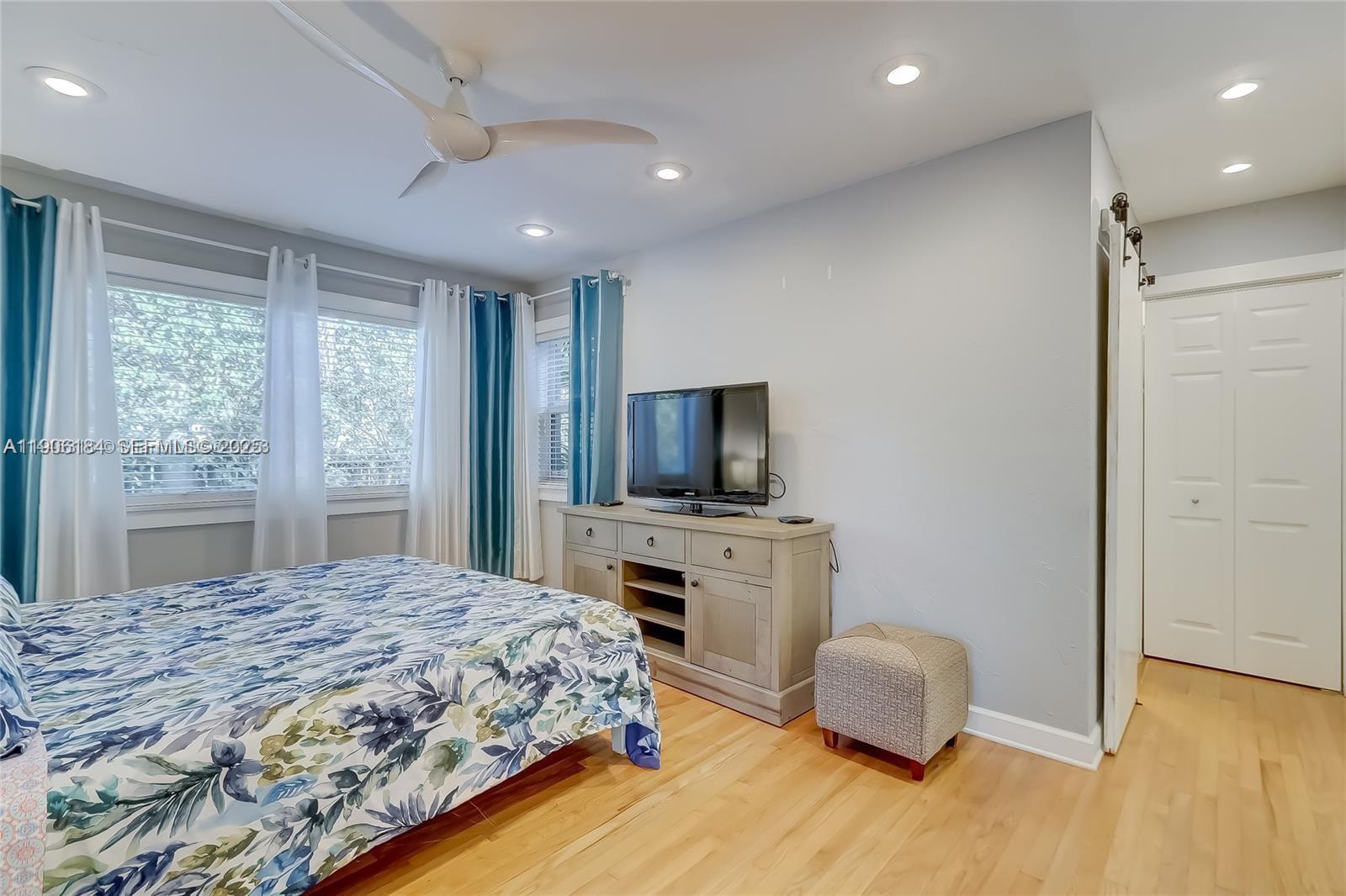 1637 Cleveland Street, Unit 1637 Hollywood, FL 33020 - Photo 28 of 52