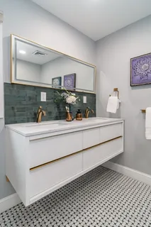 $1,579,000 | 124 Everett Street, Natick, MA 01760